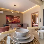 Infinity House Apartamento